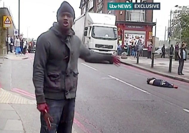 London_Terrorist_Attack_Alleged_Terrorist_Killer_Murderer_Michael_Adebolajo_ITV_News_London_11-634x445